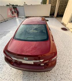 نيسان ألتيما